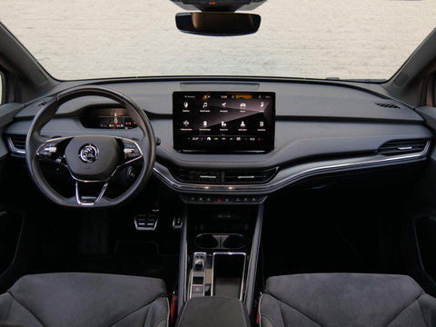 Škoda Enyaq iV 80 SPORTLINE/ TREKHAAK/ WARMTEPOMP/ MATRIX LED/ SOH 96%