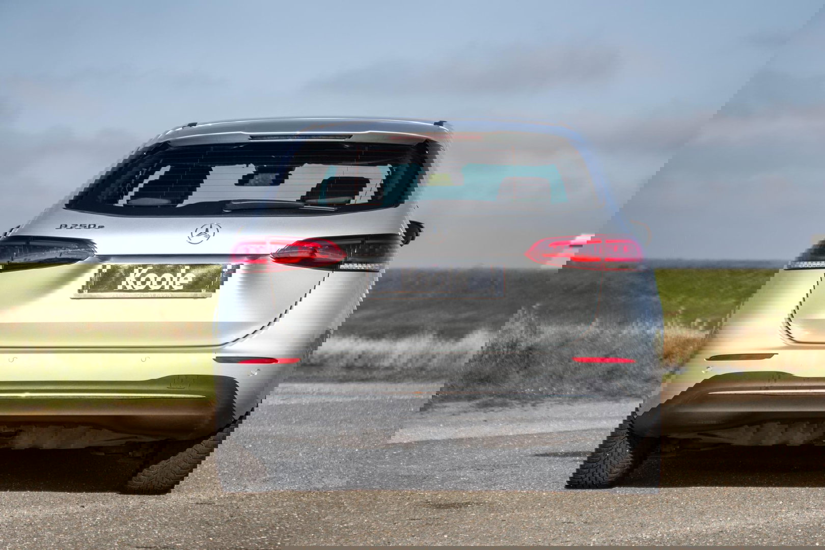 Mercedes-Benz B-Klasse 250 e Premium Plus DEALER ONDERHOUDEN / STOELVERWARMING / CARPLAY / CAMERA