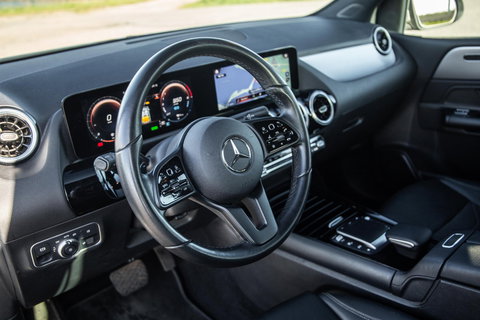 Mercedes-Benz B-Klasse 250 e Premium Plus DEALER ONDERHOUDEN / STOELVERWARMING / CARPLAY / CAMERA