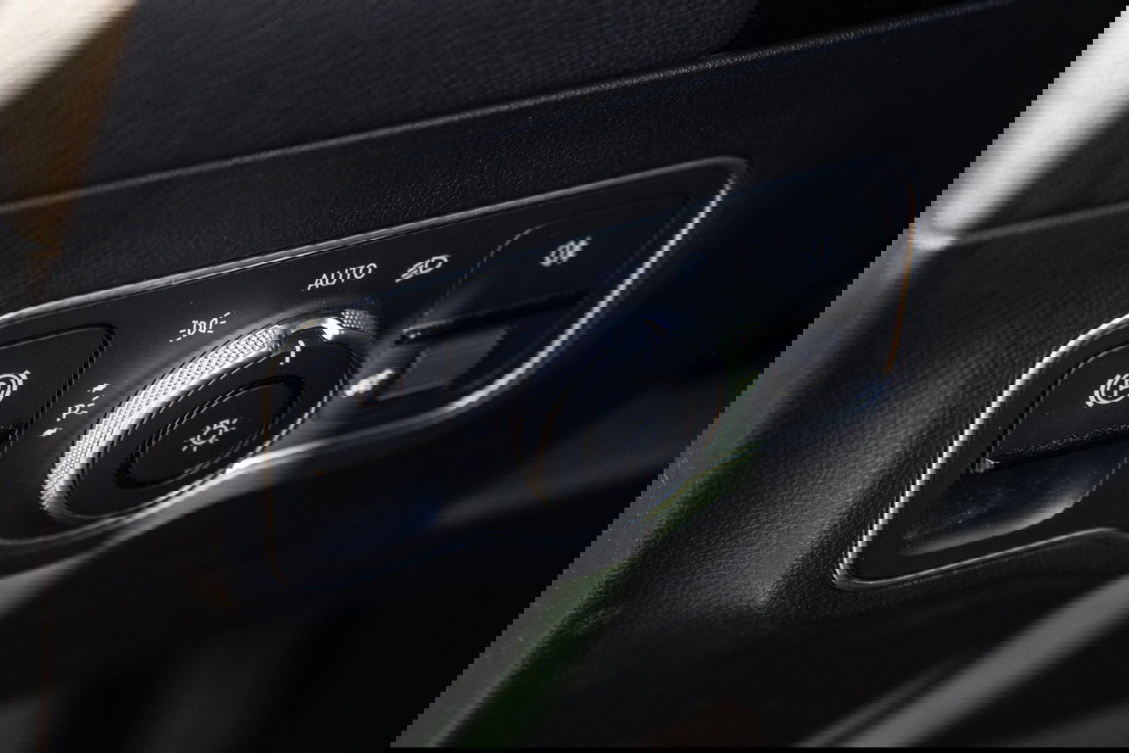 Mercedes-Benz B-Klasse 250 e Premium Plus DEALER ONDERHOUDEN / STOELVERWARMING / CARPLAY / CAMERA