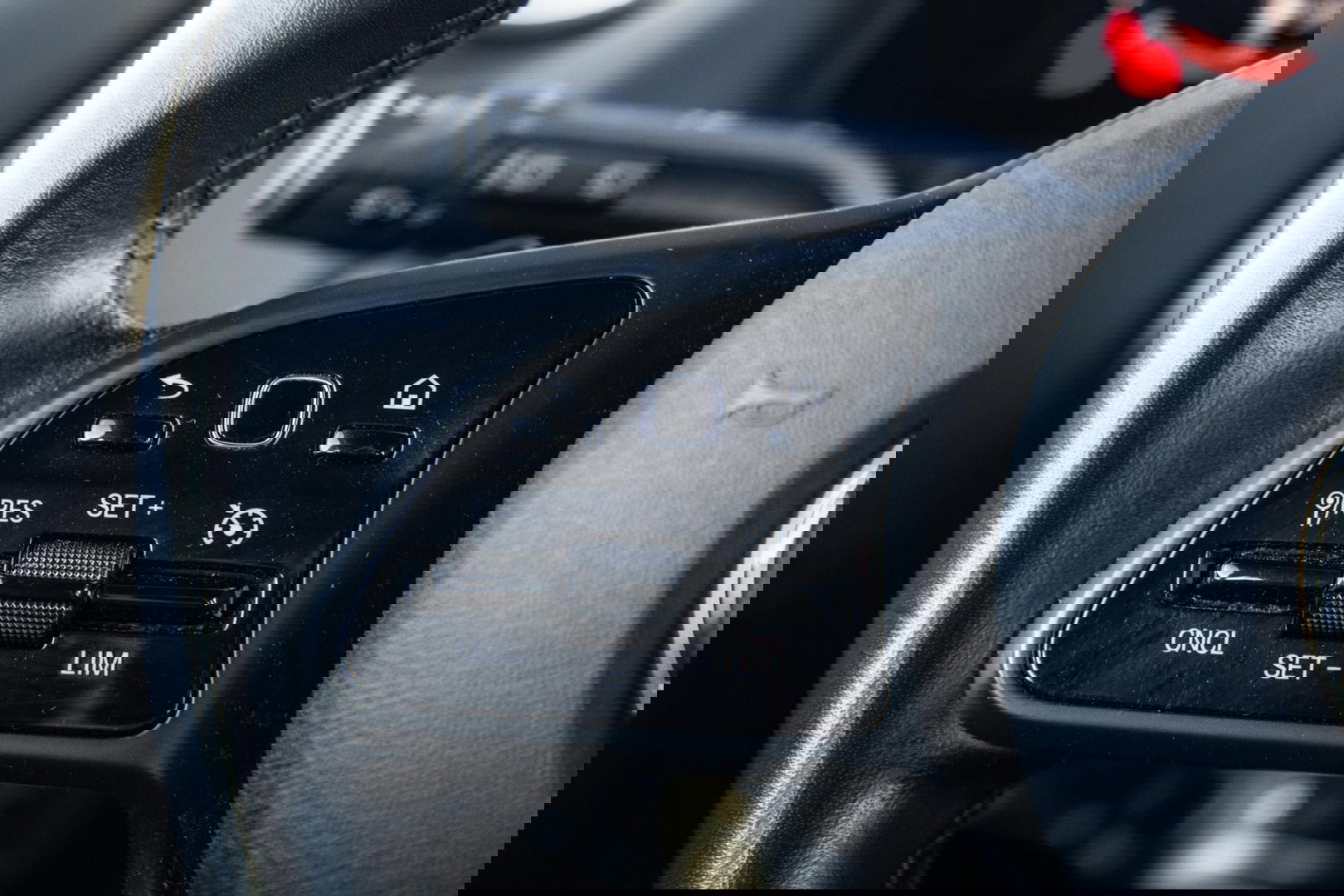 Mercedes-Benz B-Klasse 250 e Premium Plus DEALER ONDERHOUDEN / STOELVERWARMING / CARPLAY / CAMERA