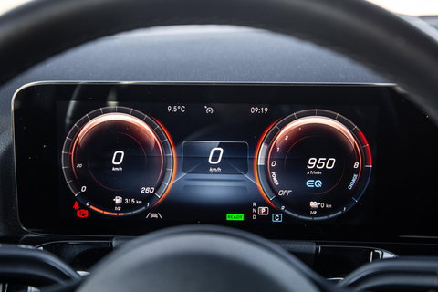 Mercedes-Benz B-Klasse 250 e Premium Plus DEALER ONDERHOUDEN / STOELVERWARMING / CARPLAY / CAMERA