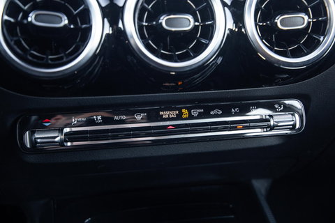 Mercedes-Benz B-Klasse 250 e Premium Plus DEALER ONDERHOUDEN / STOELVERWARMING / CARPLAY / CAMERA