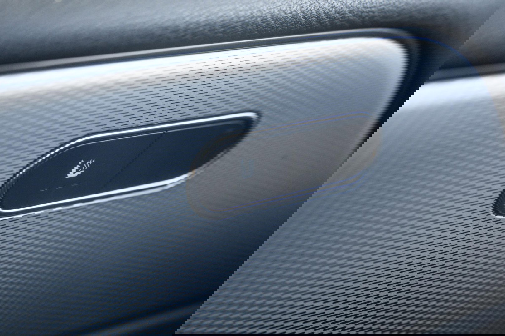 Mercedes-Benz B-Klasse 250 e Premium Plus DEALER ONDERHOUDEN / STOELVERWARMING / CARPLAY / CAMERA