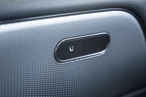 Mercedes-Benz B-Klasse 250 e Premium Plus DEALER ONDERHOUDEN / STOELVERWARMING / CARPLAY / CAMERA