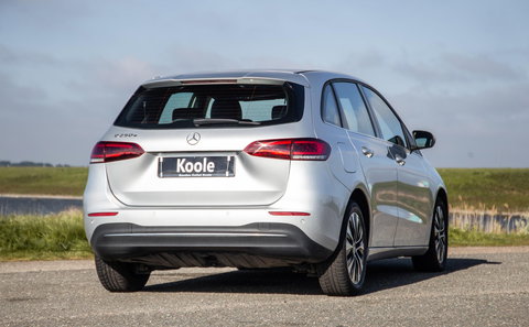 Mercedes-Benz B-Klasse 250 e Premium Plus DEALER ONDERHOUDEN / STOELVERWARMING / CARPLAY / CAMERA