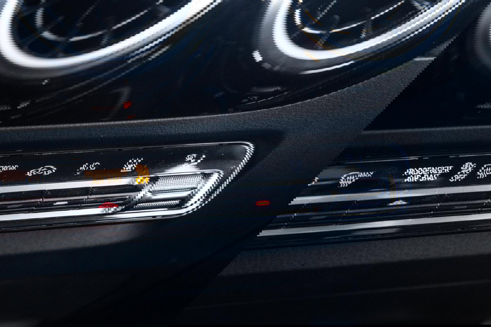 Mercedes-Benz B-Klasse 250 e Premium Plus DEALER ONDERHOUDEN / STOELVERWARMING / CARPLAY / CAMERA