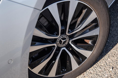 Mercedes-Benz B-Klasse 250 e Premium Plus DEALER ONDERHOUDEN / STOELVERWARMING / CARPLAY / CAMERA