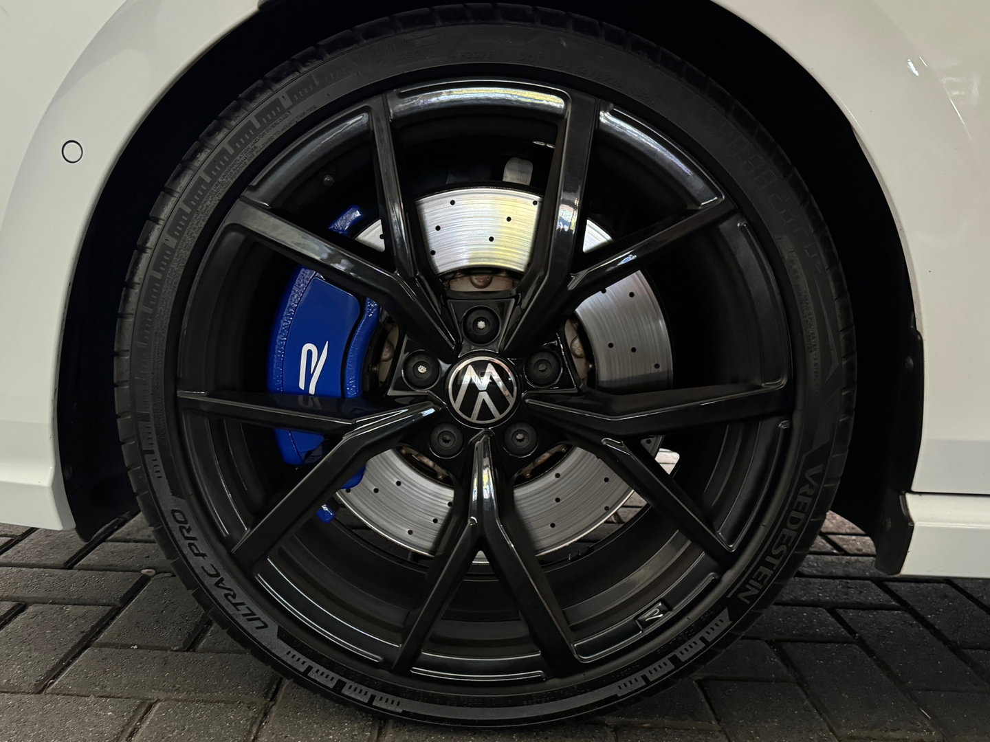 Volkswagen Golf 2.0 TSI R 4M 20Jahre Performance Pano|HuD|HK