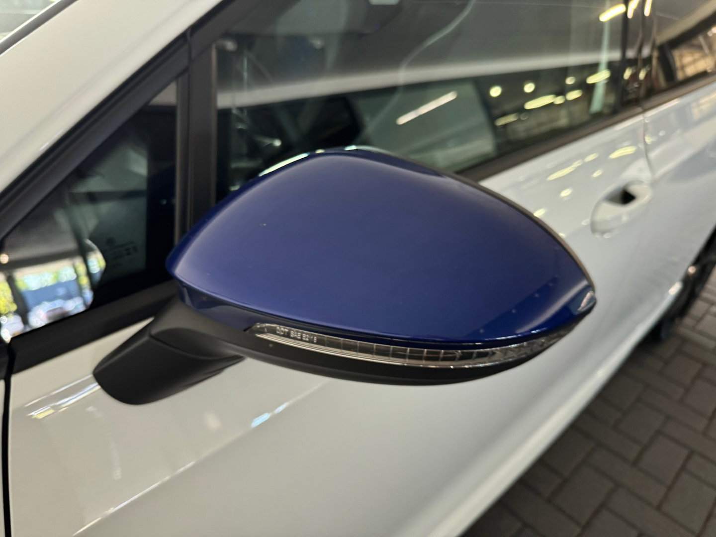 Volkswagen Golf 2.0 TSI R 4M 20Jahre Performance Pano|HuD|HK