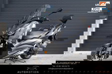 Yamaha X MAX - 400 ABS Akrapovic Handvatverwarming Keyless