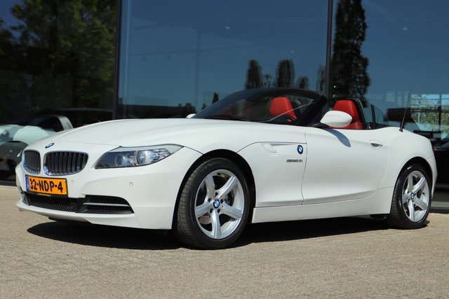 BMW Z4 - ROADSTER SDRIVE23I EXECUTIVE AUT. *ORIG. NL - NAP*| LEDER | XENON | KEY-LESS | CRUISE | NAVI