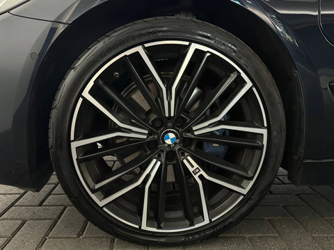 BMW 5 Serie 530e xDrive High Executive M Sport Pano|HuD|H/K