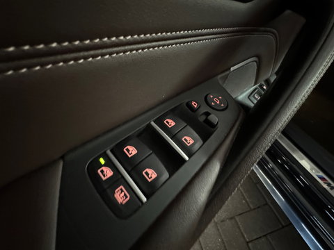 BMW 5 Serie 530e xDrive High Executive M Sport Pano|HuD|H/K