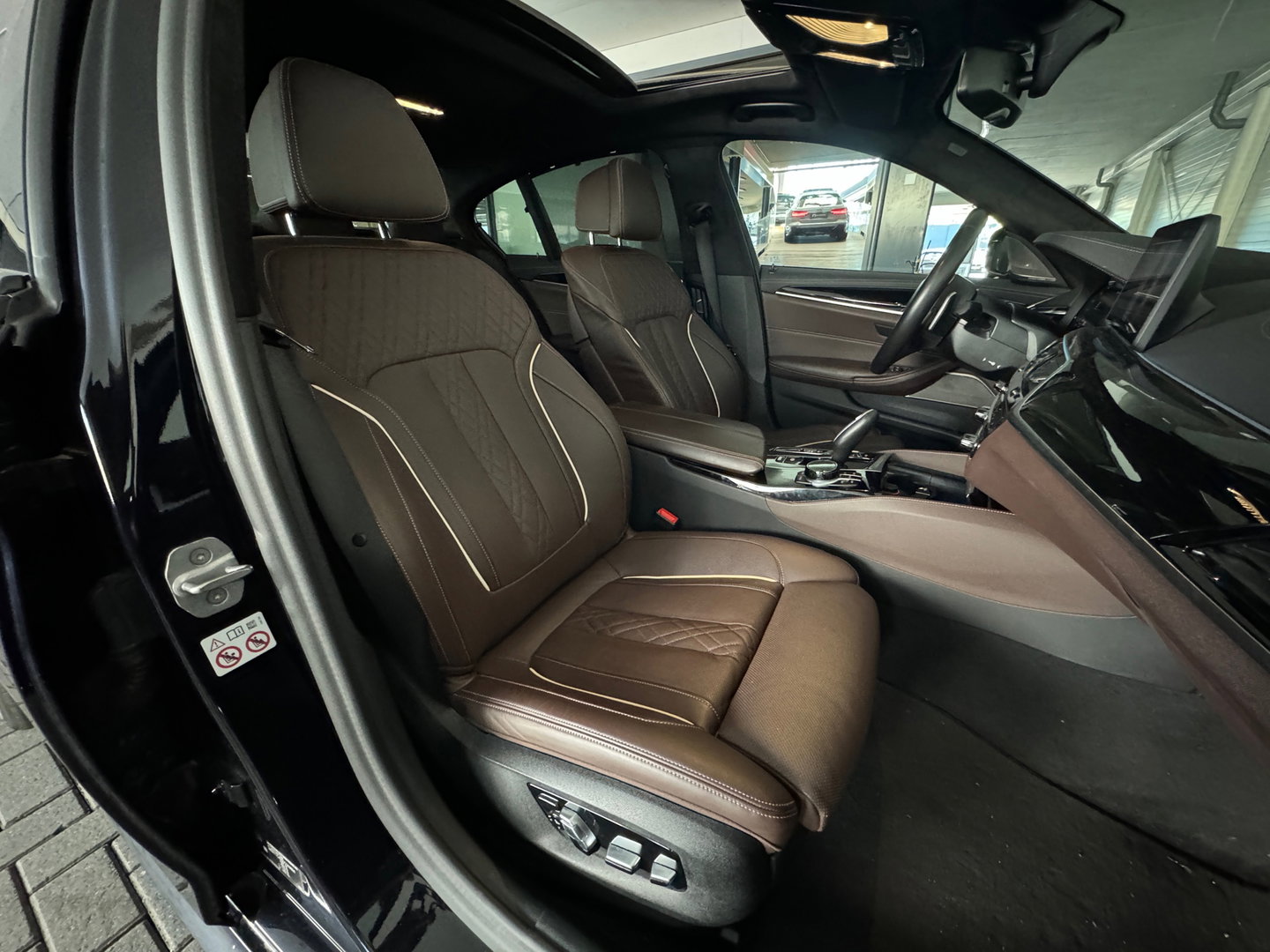 BMW 5 Serie 530e xDrive High Executive M Sport Pano|HuD|H/K