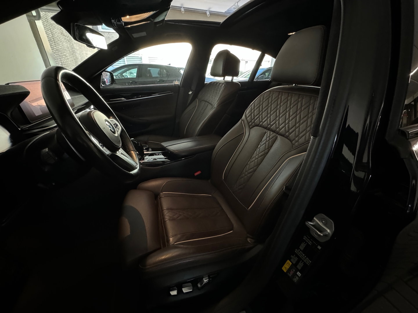 BMW 5 Serie 530e xDrive High Executive M Sport Pano|HuD|H/K