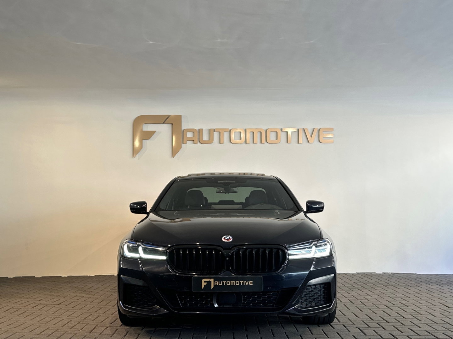BMW 5 Serie 530e xDrive High Executive M Sport Pano|HuD|H/K