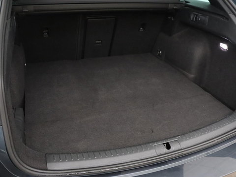 CUPRA Leon 1.4 eHybrid VZ | SOH 93,4% | Stoelverwarming | Trekhaak | Adaptive cruise | Carplay | Navigatie | Sfeerverlichting | Stuurverwarming | 19'' | Parkeerhulp | Climate control | Half leder | Sportstoelen | PHEV | Plug In