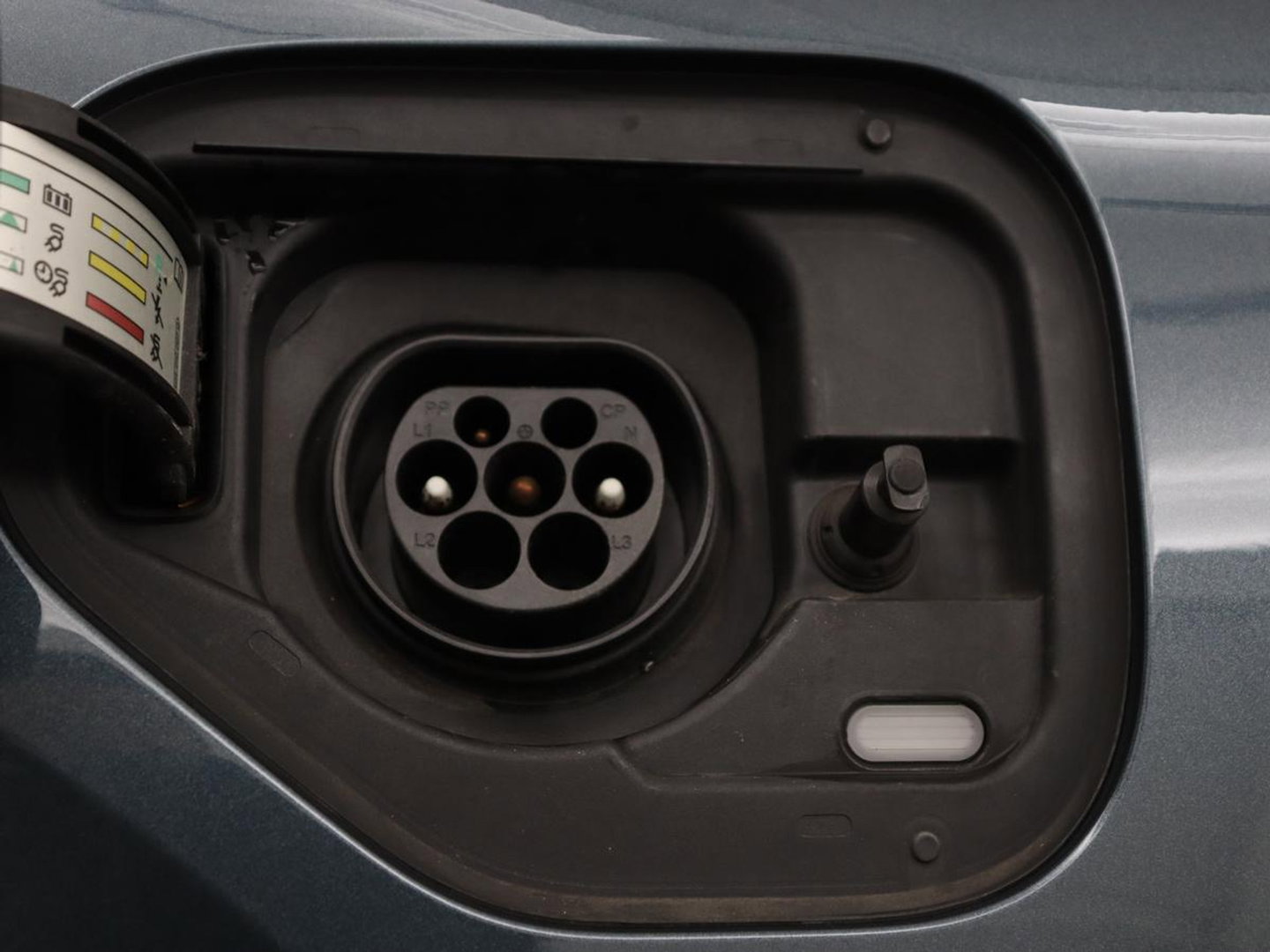 CUPRA Leon 1.4 eHybrid VZ | SOH 93,4% | Stoelverwarming | Trekhaak | Adaptive cruise | Carplay | Navigatie | Sfeerverlichting | Stuurverwarming | 19'' | Parkeerhulp | Climate control | Half leder | Sportstoelen | PHEV | Plug In