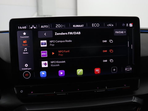 CUPRA Leon 1.4 eHybrid VZ | SOH 93,4% | Stoelverwarming | Trekhaak | Adaptive cruise | Carplay | Navigatie | Sfeerverlichting | Stuurverwarming | 19'' | Parkeerhulp | Climate control | Half leder | Sportstoelen | PHEV | Plug In