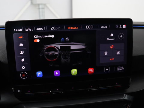 CUPRA Leon 1.4 eHybrid VZ | SOH 93,4% | Stoelverwarming | Trekhaak | Adaptive cruise | Carplay | Navigatie | Sfeerverlichting | Stuurverwarming | 19'' | Parkeerhulp | Climate control | Half leder | Sportstoelen | PHEV | Plug In