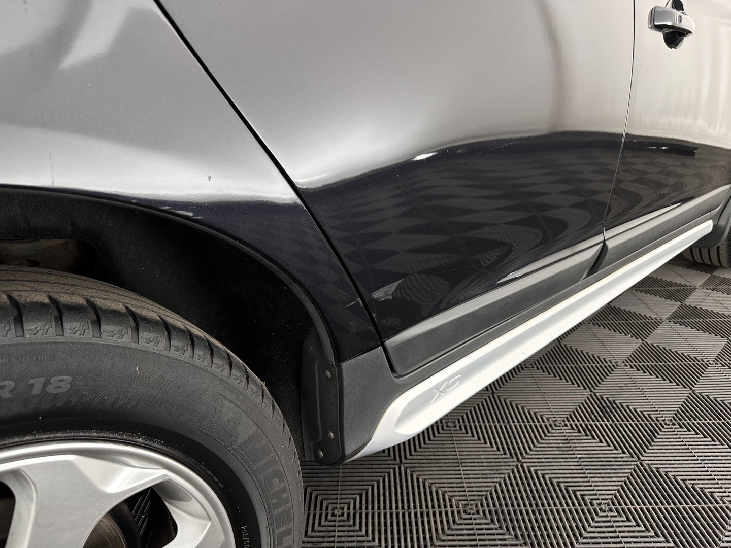 Volvo XC60 2.4 D5 AWD Summum Aut. *PANO | ADAPTIVE-CRUISE | LEATHER | XENON | MEMORY-PACK | BLIS | HEATED-COMFORTSEATS | NAVI-FULLMAP | KEYLESS | PRIVACY-GLASS | ECC | PDC | TOWBAR | 18''ÁLU*