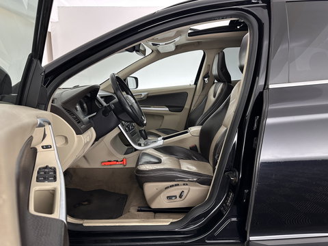 Volvo XC60 2.4 D5 AWD Summum Aut. *PANO | ADAPTIVE-CRUISE | LEATHER | XENON | MEMORY-PACK | BLIS | HEATED-COMFORTSEATS | NAVI-FULLMAP | KEYLESS | PRIVACY-GLASS | ECC | PDC | TOWBAR | 18''ÁLU*