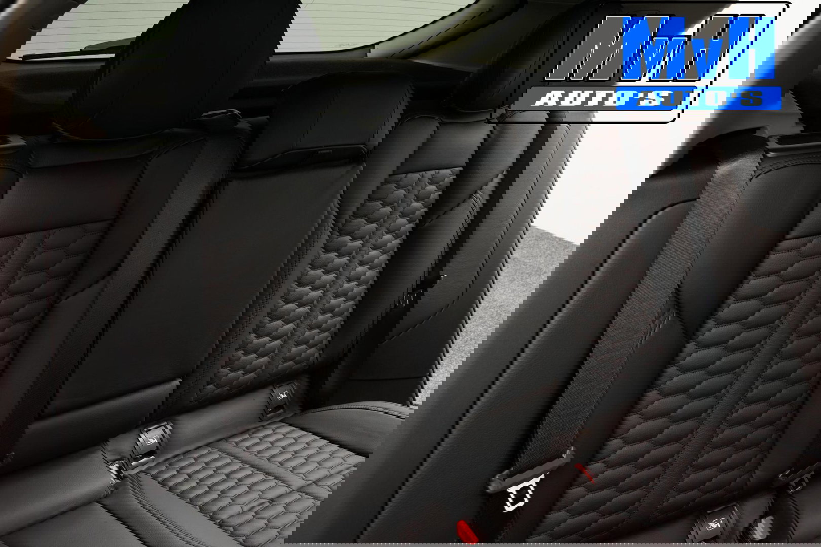 Lynk & Co 01 1.5 Plug-in Hybride|FULL BLACK XL|LEER|NAP|PANO