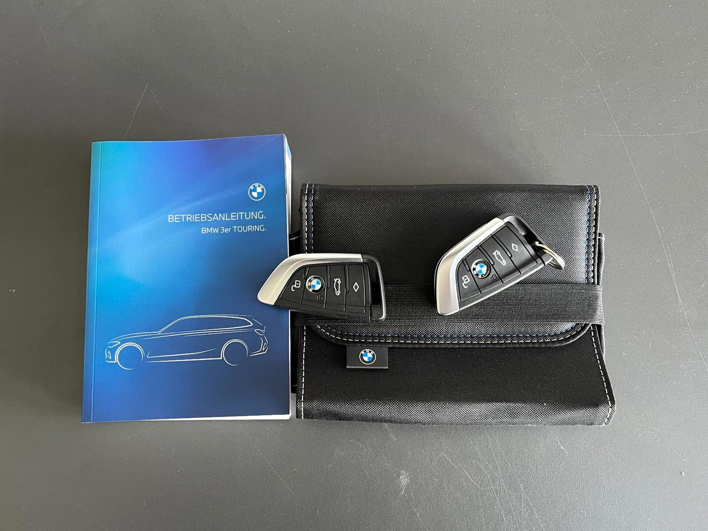 BMW 3 Serie Touring M340i xDrive 374PK|Pano|Camera|Carplay|Ambient Light|BTW