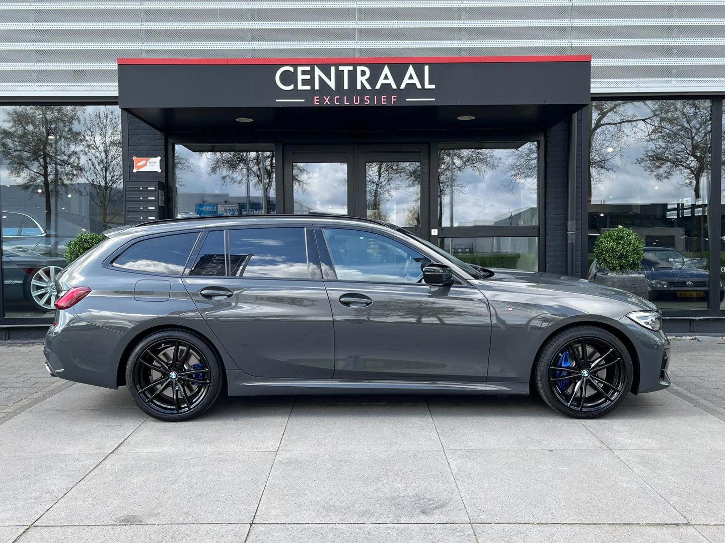 BMW 3 Serie Touring M340i xDrive 374PK|Pano|Camera|Carplay|Ambient Light|BTW