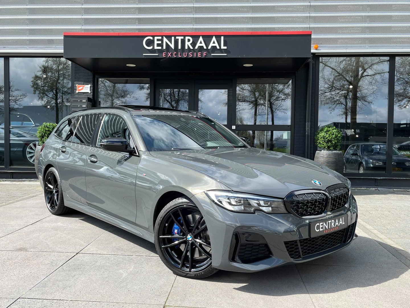 BMW 3 Serie Touring M340i xDrive 374PK|Pano|Camera|Carplay|Ambient Light|BTW