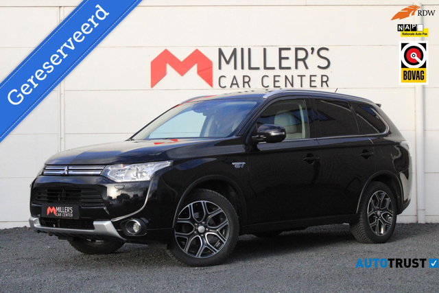 Mitsubishi Outlander - 2.0 PHEV Instyle+ Camera Schuifdak ACC CarPlay