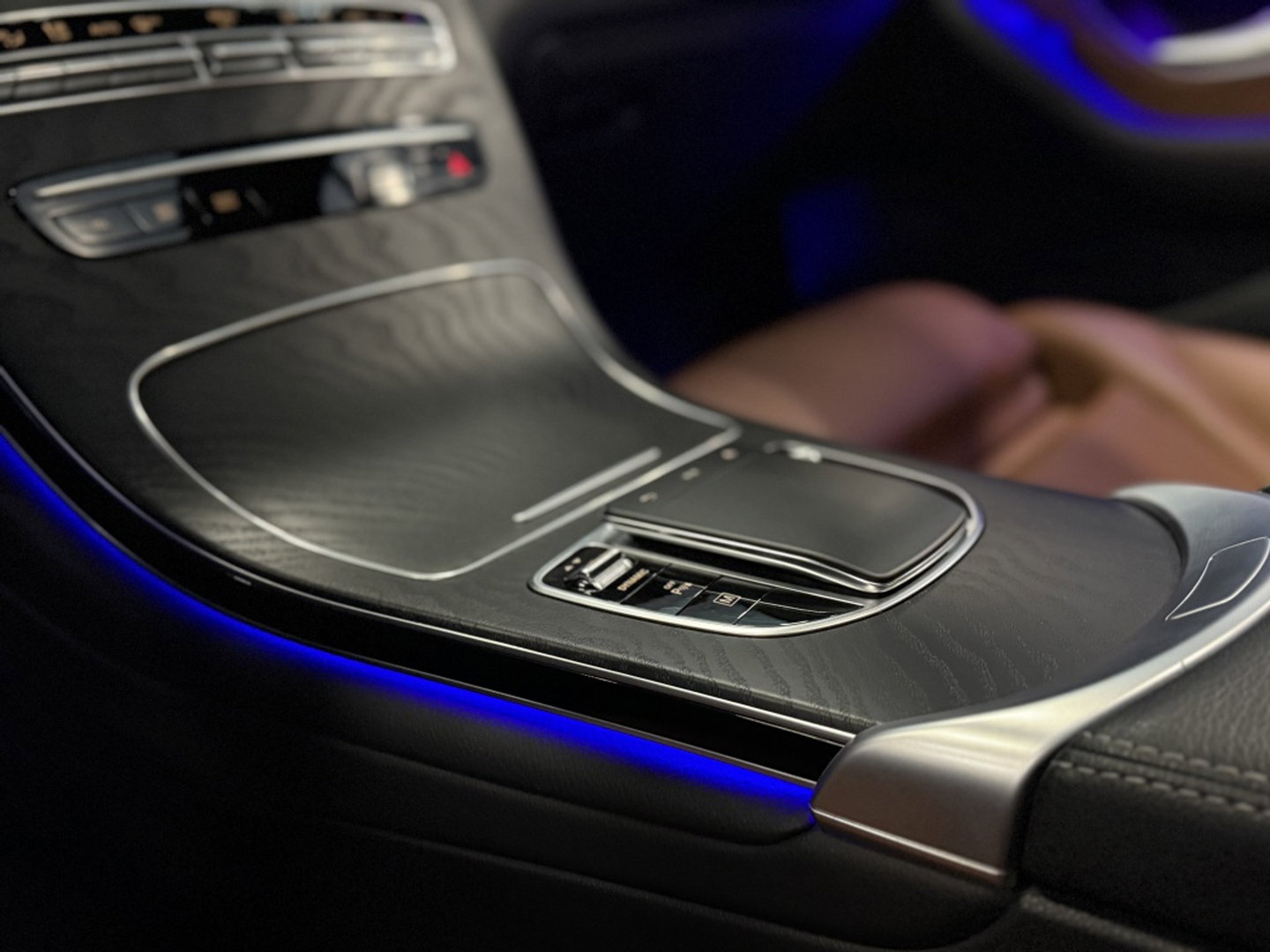 Mercedes-Benz GLC 300e 320PK 4-Matic / AMG / pano / 360° *NAP*