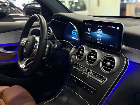 Mercedes-Benz GLC 300e 320PK 4-Matic / AMG / pano / 360° *NAP*