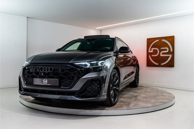 Audi Q8 - 60 TFSI E Quattro S-Edition Competition 490PK FACELIFT | Pano | B&O | Vierwielsturing | VOL! 4 JAAR FABRIEKSGARANTIE