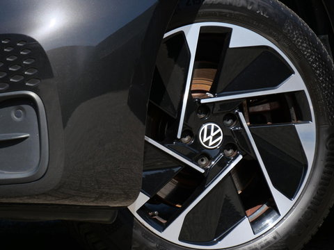 Volkswagen ID.3 PRO 58kWh 1ST/ TREKHAAK/ ALL-SEASON BANDEN/ SOH 93%