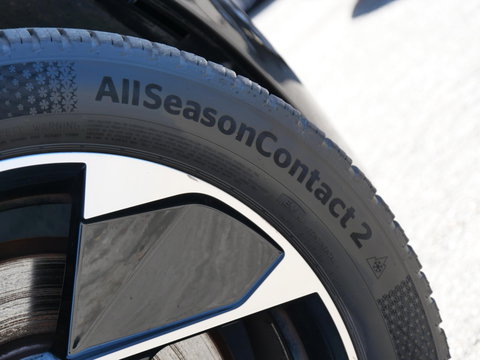 Volkswagen ID.3 PRO 58kWh 1ST/ TREKHAAK/ ALL-SEASON BANDEN/ SOH 93%