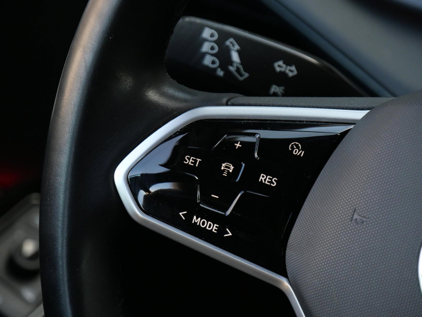 Volkswagen ID.3 PRO 58kWh 1ST/ TREKHAAK/ ALL-SEASON BANDEN/ SOH 93%