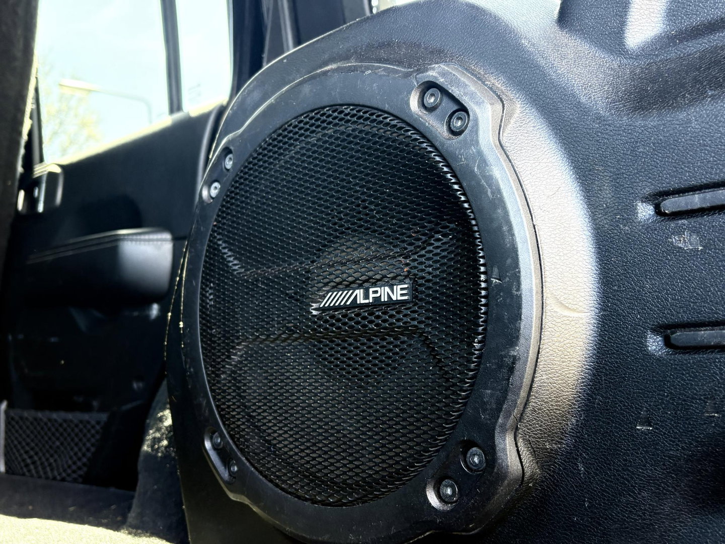 Jeep Wrangler 2.2D Sahara | GRIJS KENTEKEN | 4x4 | VOL OPTIES | TARGA DAK | DAKREK | LED