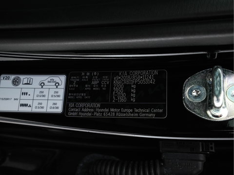 Kia Niro EV DynamicLine 64.8 kWh [ 3-Fase-11kW ] {SOH-100%} (INCL-BTW) *LEATHER-FABRIC | ADAPTIVE-CRUISE | DIGI-COCKPIT | KEYLESS | CAMERA | DAB | COMFORTSEATS | SHIFTPADDLES | ECC | PDC | 17''ALU*