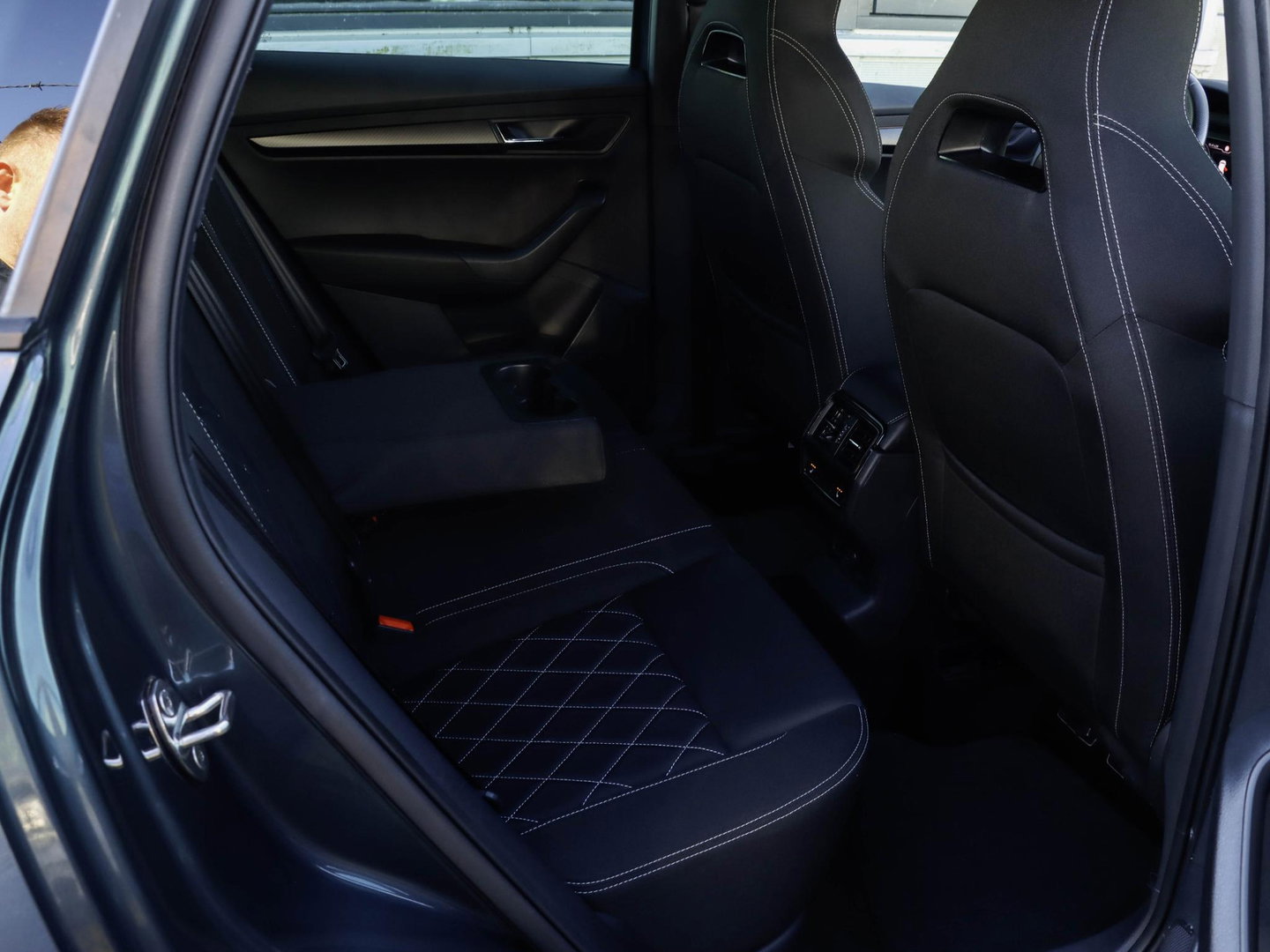 Škoda Karoq 1.5 TSI ACT Sportline 150pk DSG | Trekhaak