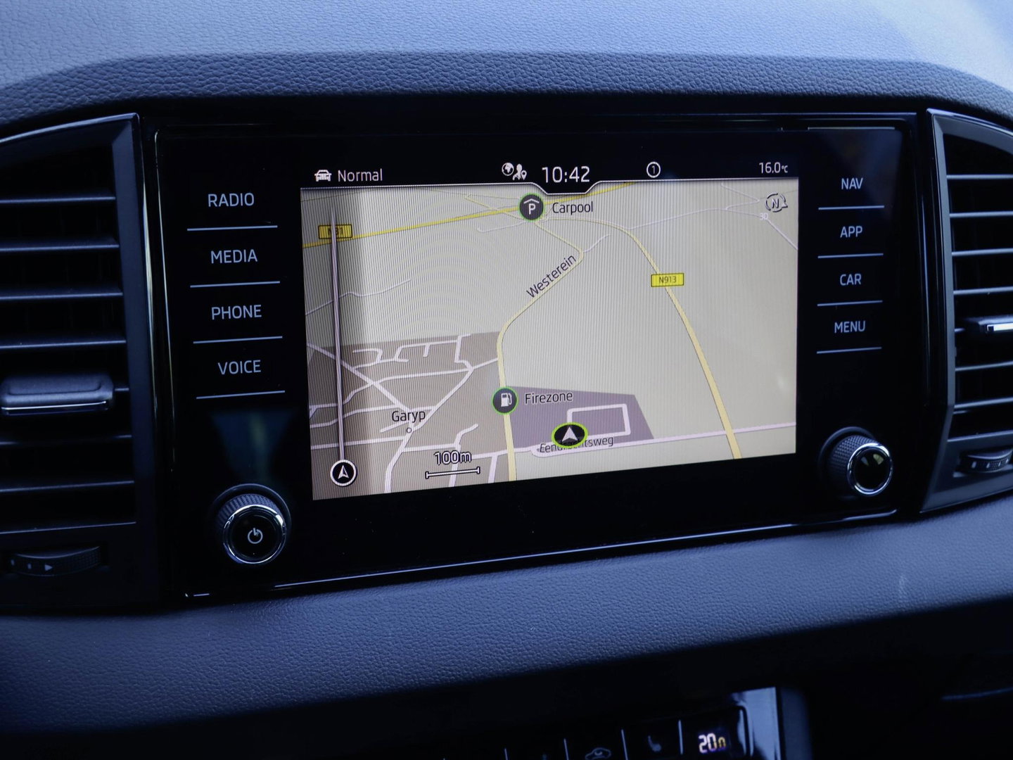 Škoda Karoq 1.5 TSI ACT Sportline 150pk DSG | Trekhaak