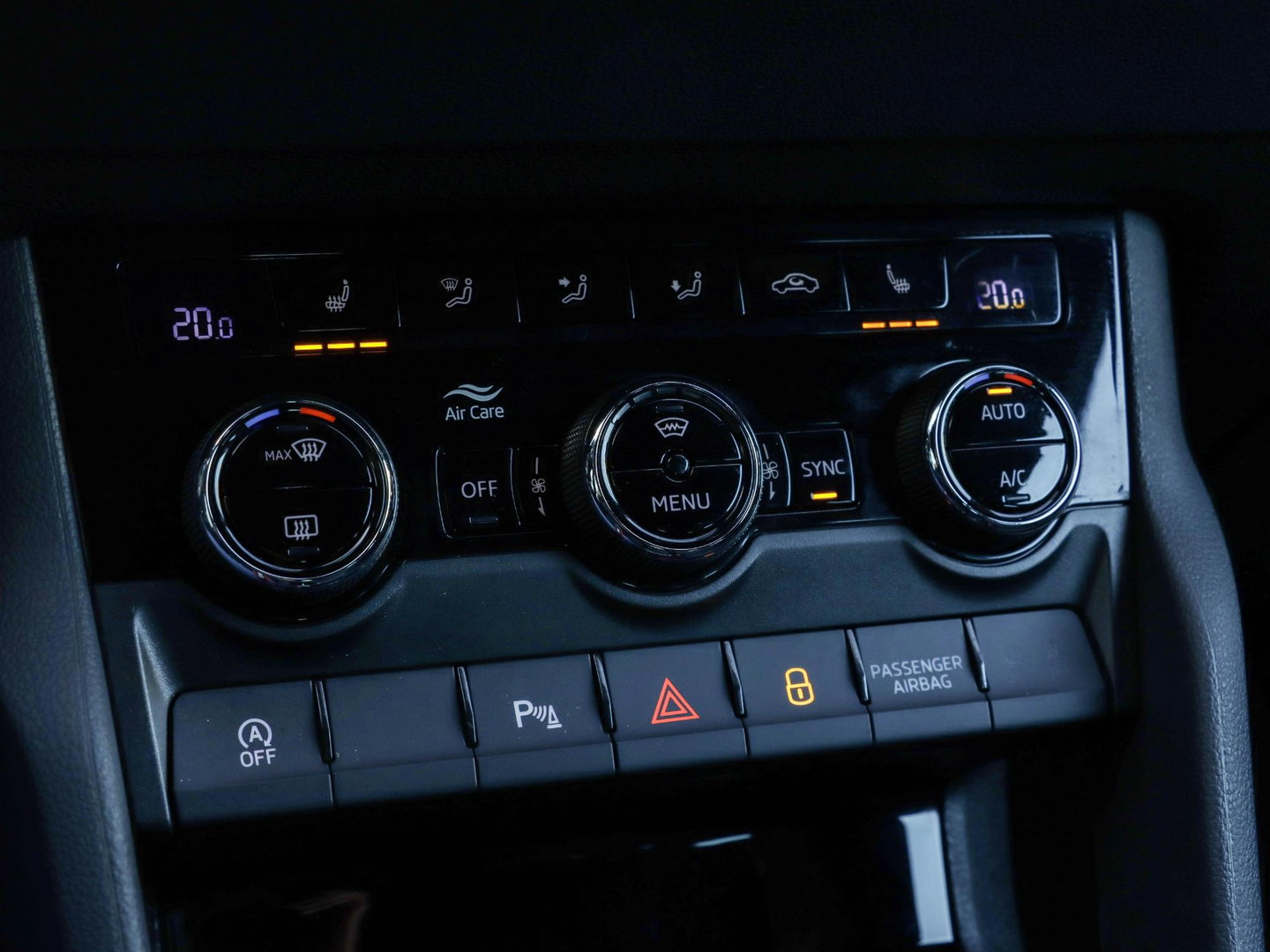 Škoda Karoq 1.5 TSI ACT Sportline 150pk DSG | Trekhaak