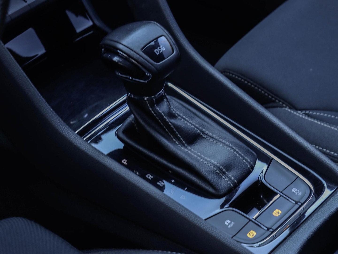 Škoda Karoq 1.5 TSI ACT Sportline 150pk DSG | Trekhaak