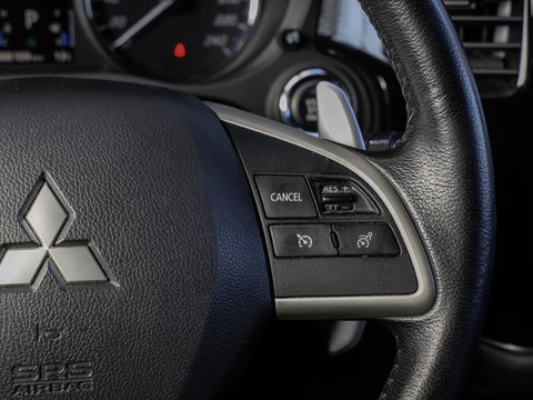 Mitsubishi Outlander 2.0 Intense+ 7 persoons Trekhaak Camera