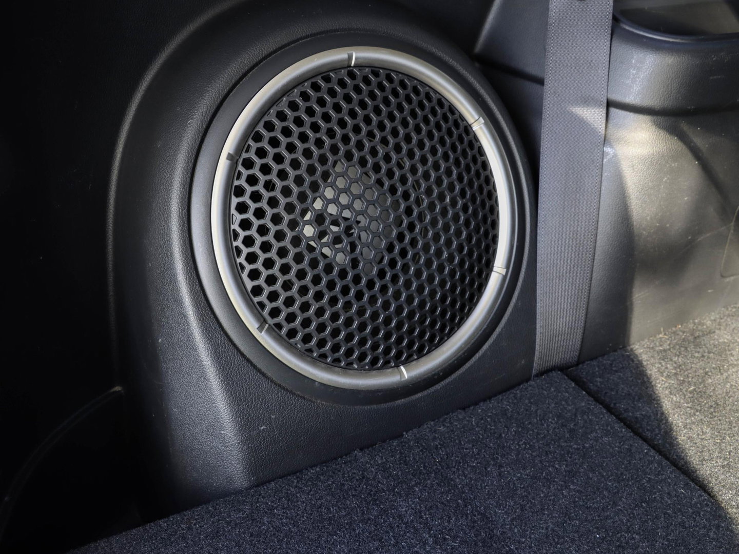 Mitsubishi Outlander 2.0 Intense+ 7 persoons Trekhaak Camera