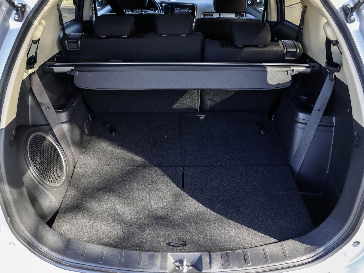 Mitsubishi Outlander 2.0 Intense+ 7 persoons Trekhaak Camera