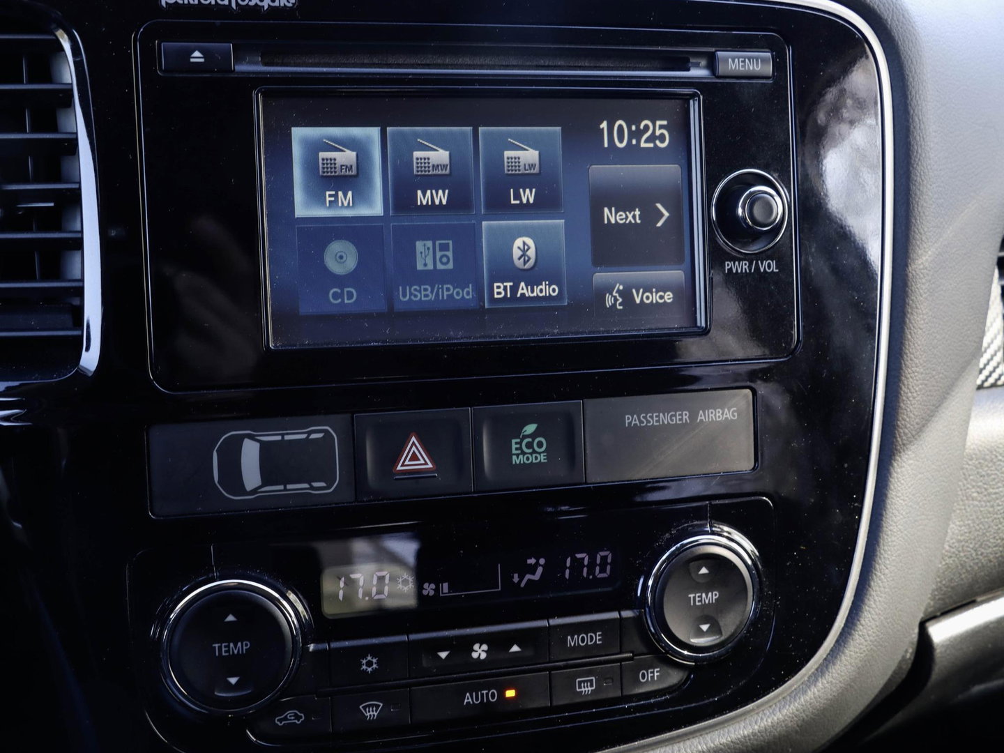 Mitsubishi Outlander 2.0 Intense+ 7 persoons Trekhaak Camera