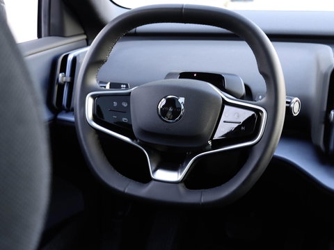 Volvo EX30 Twin Motor Performance Ultra 69 kWh Pano 360 Harman Kardon Warmtepomp 20 inch