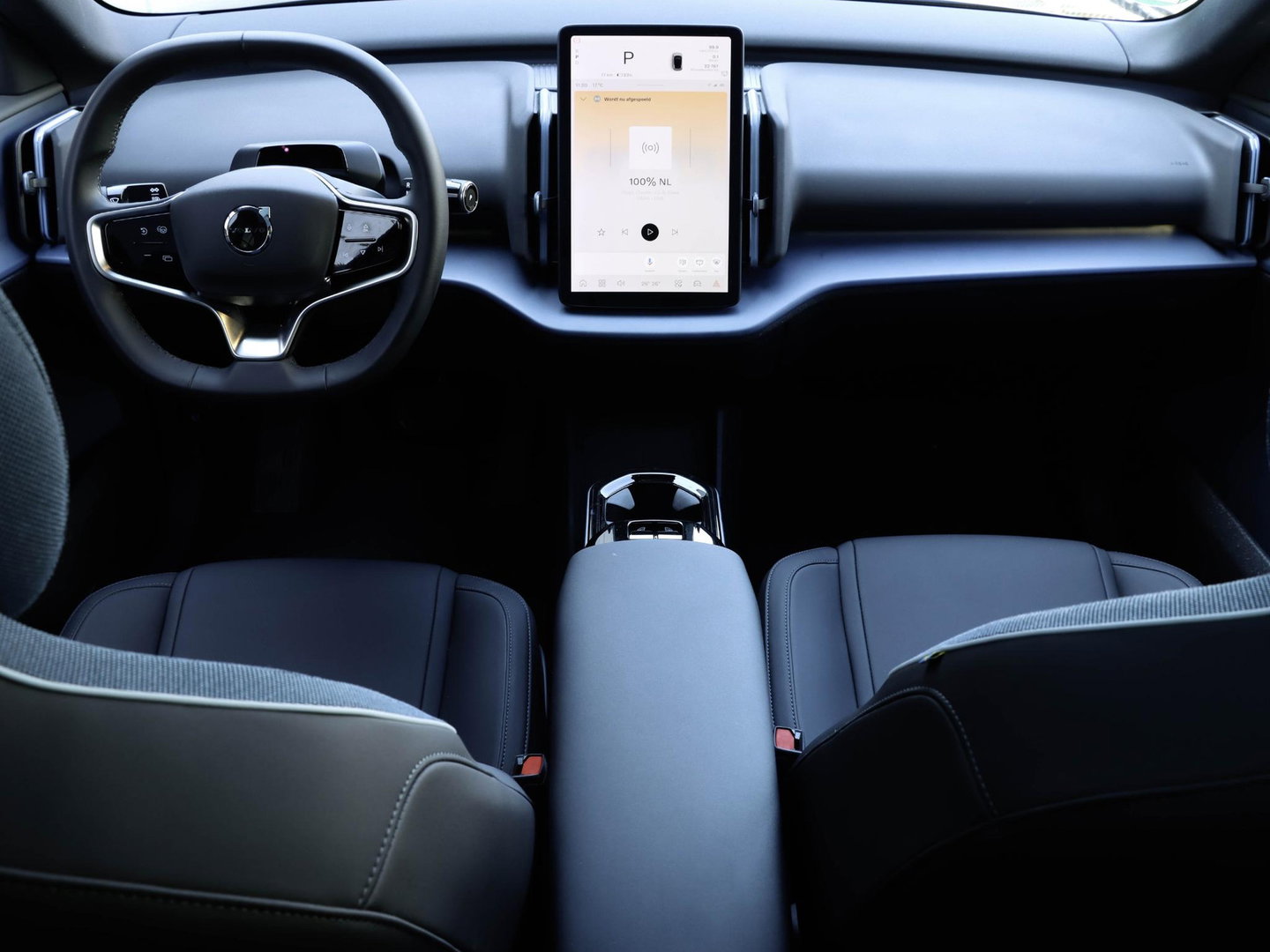 Volvo EX30 Twin Motor Performance Ultra 69 kWh Pano 360 Harman Kardon Warmtepomp 20 inch